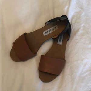 Steve Madden Sidestep Sandal